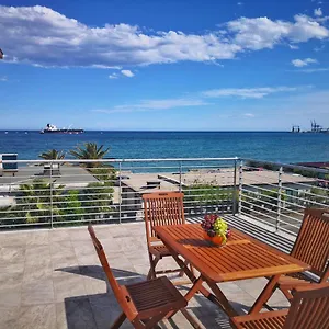 Apartment Deluxe Con Terrazza Sul Mare, Savona